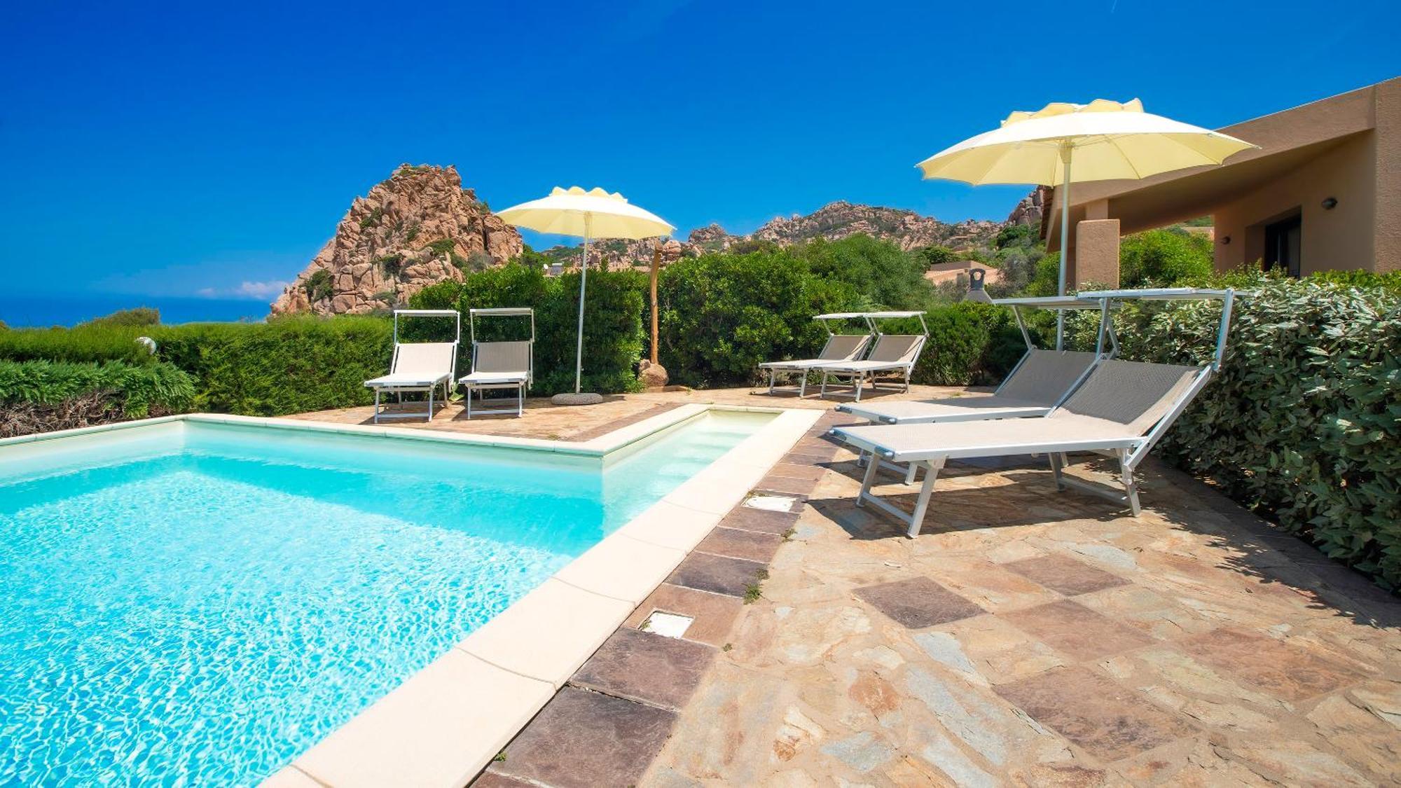 Li Chessi Arancio Lägenhet Costa Paradiso Exteriör bild