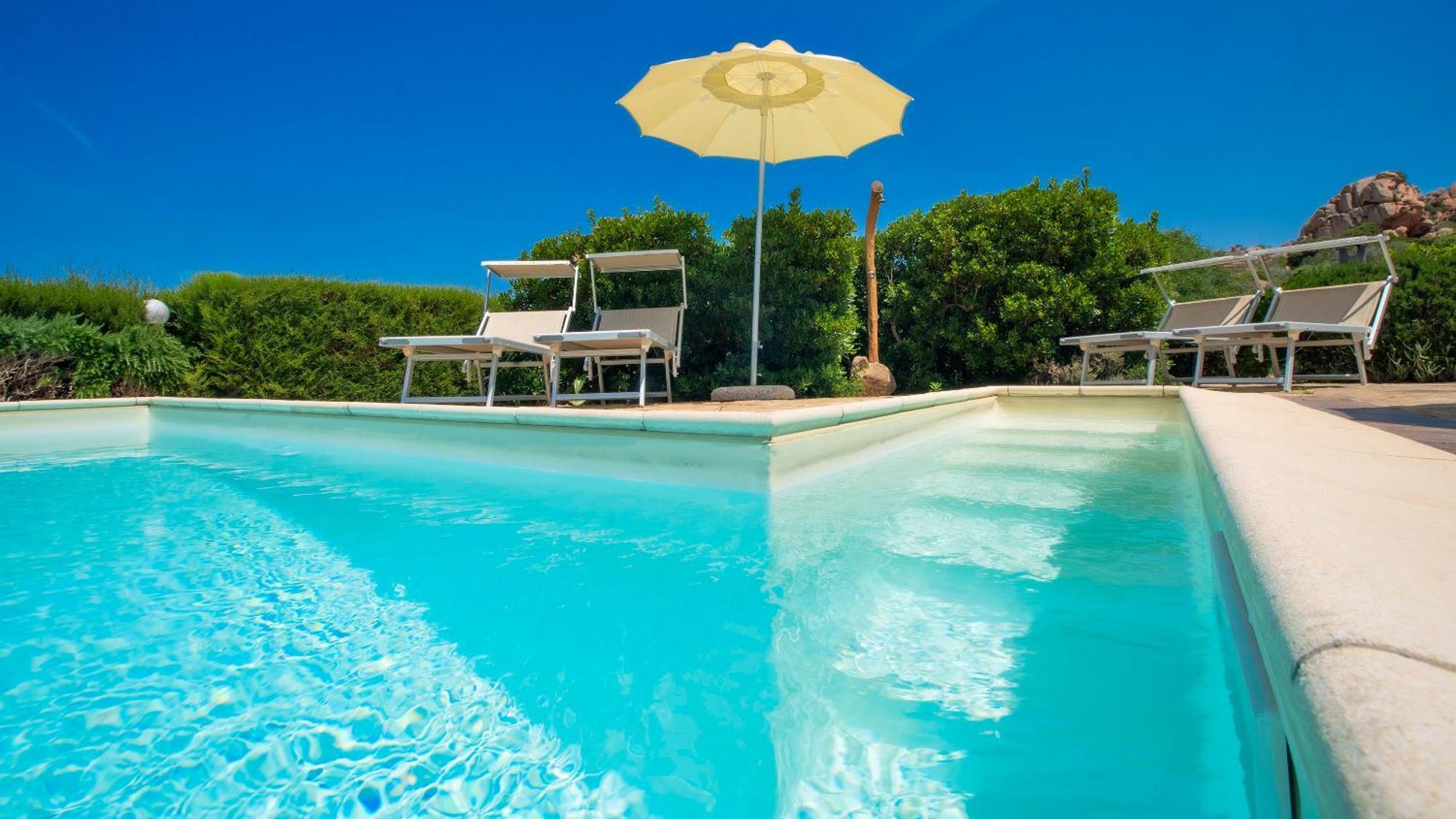 Li Chessi Arancio Lägenhet Costa Paradiso Exteriör bild