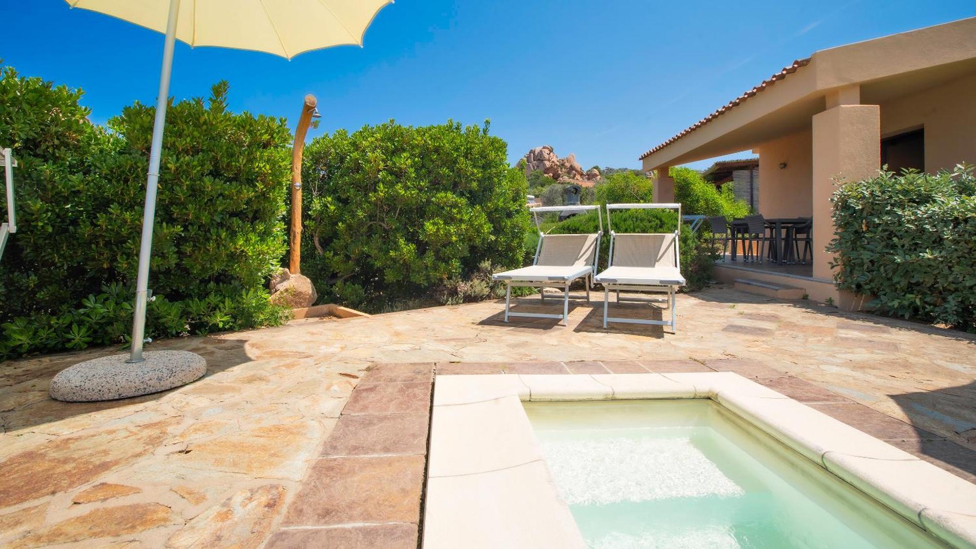 Li Chessi Arancio Lägenhet Costa Paradiso Exteriör bild