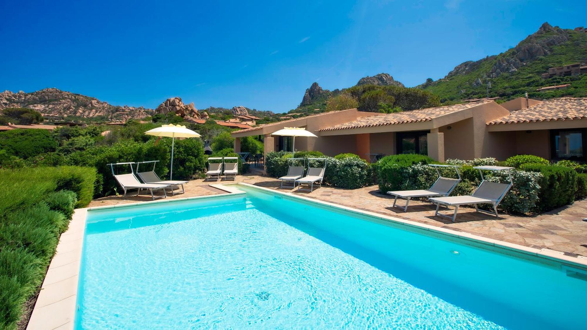 Li Chessi Arancio Lägenhet Costa Paradiso Exteriör bild