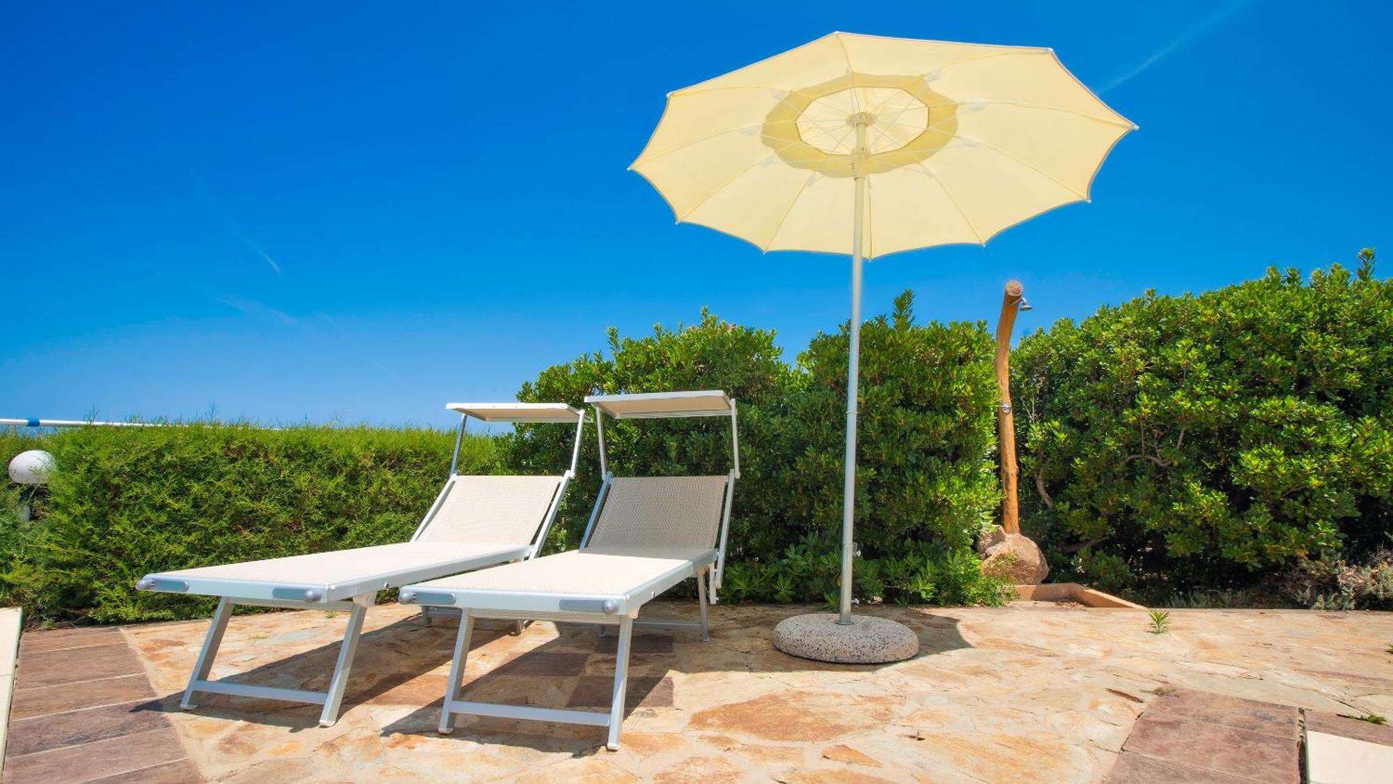 Li Chessi Arancio Lägenhet Costa Paradiso Exteriör bild