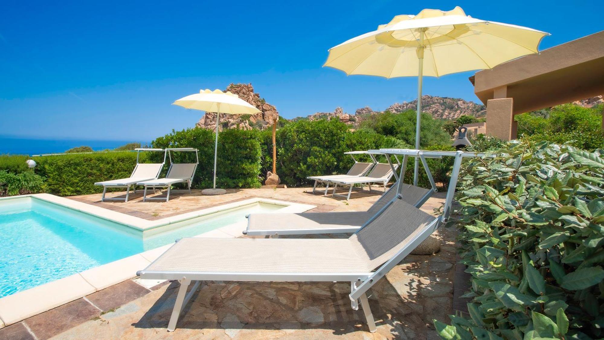 Li Chessi Arancio Lägenhet Costa Paradiso Exteriör bild